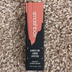 Smashbox Lipstick (BRAND NEW)